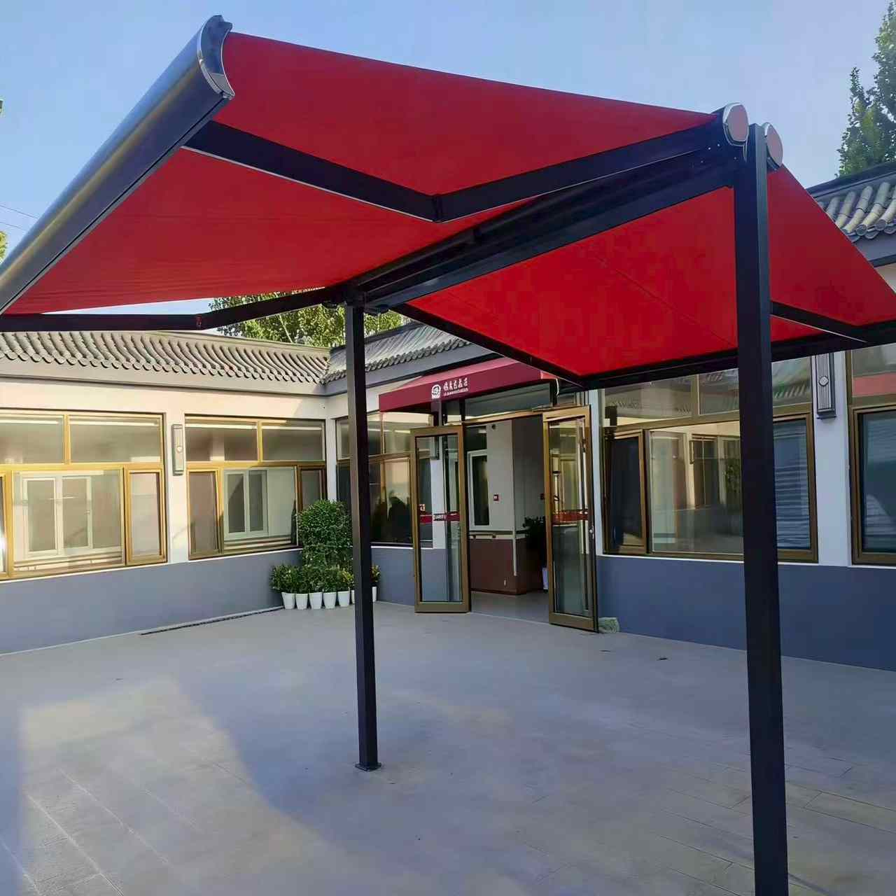 Cassette Retractable Awning for Residences, Villas, Shops & Clubs
