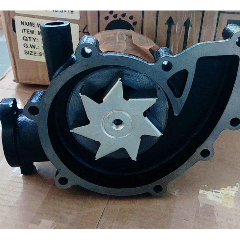 21010-Z5525  Nissan FE6T Water Pump For Excavator Parts Diesel Manufacturer