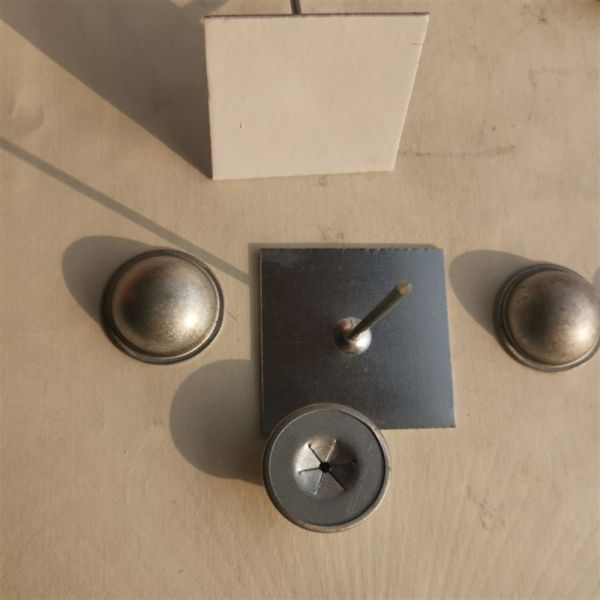 Galvanized Steel 28 Mm Dome Cap Washers To Fix 3 Mm Nails