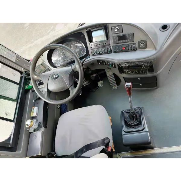 2009 o ônibus usado do ano 53 assentos usou o motor diesel usado ZK6129HD do condicionador de Bus With Air do treinador de Yutong