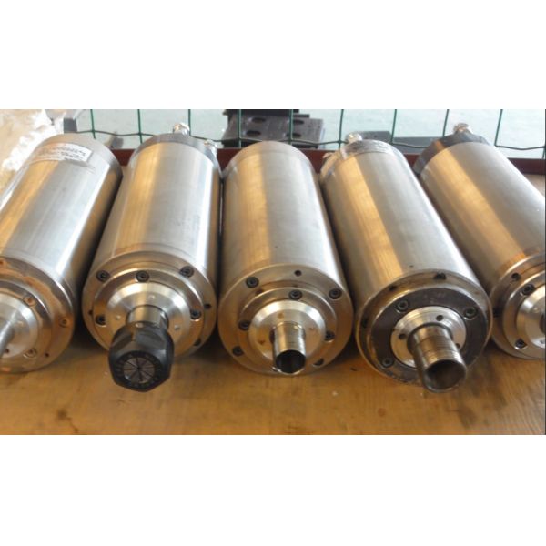 Customized Water Cooled Router Spindle , Mechanical Spindle Easy Operate