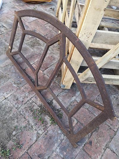 Ancient Buiding Decorative Reclaimed Metal Window Frames Cast Iron For House
