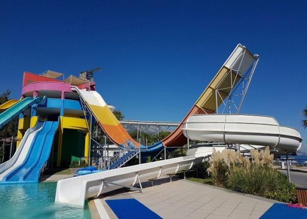 Parque comercial de alta velocidade adulto do respingo da corrediça de água