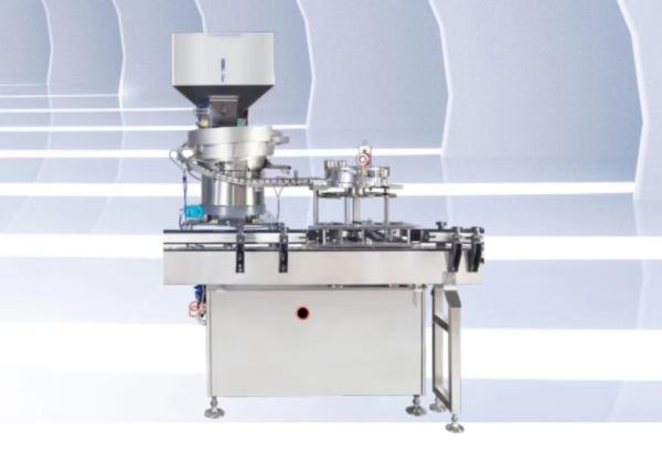 Machine de remplissage automatique en acier inoxydable 20-700 ml personnalisable 40-70 bouteilles / min