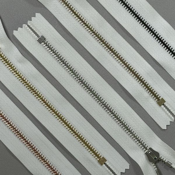 Explosion Resistant #5 Metal Close End Zipper Shiny Gold Salt Spray Resistance
