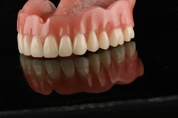 Odor Resistant Acrylic Dental Removables Dentures For Natural Teeth Replacement