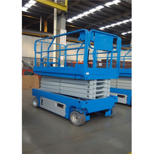 10 M Standard Self Propelled Electric Scissor Lift Automatic 25 Amp Battery Charger