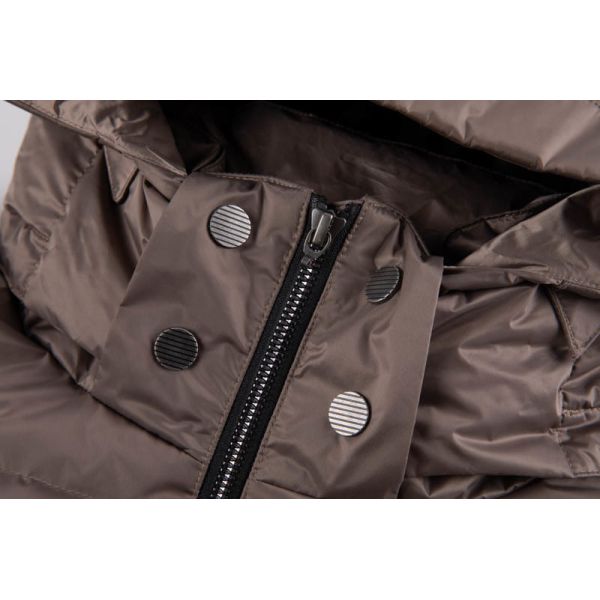 Women's Long Hooded Lightweight Puffer Coat - Wind-Resistant Heavy Winter Jacket in Coffee Brown