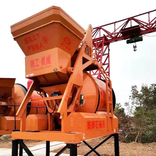 Small Round JZC350 Concrete Mixer Machine High Portability Flexibility