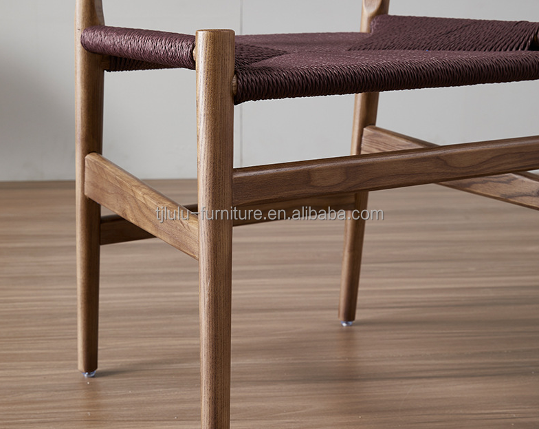 Modern Wooden Dining Chair with Wishbone Design and Antique Rope Seat