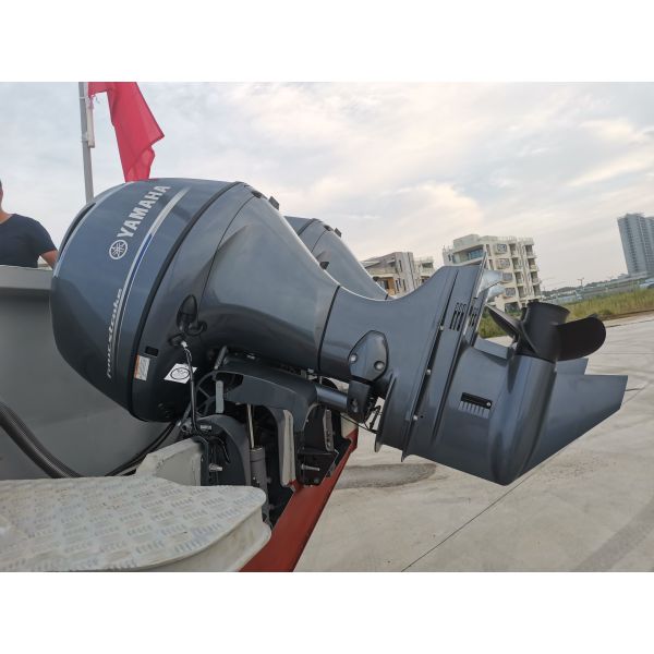 Custom Aluminum Hull Boats Builders