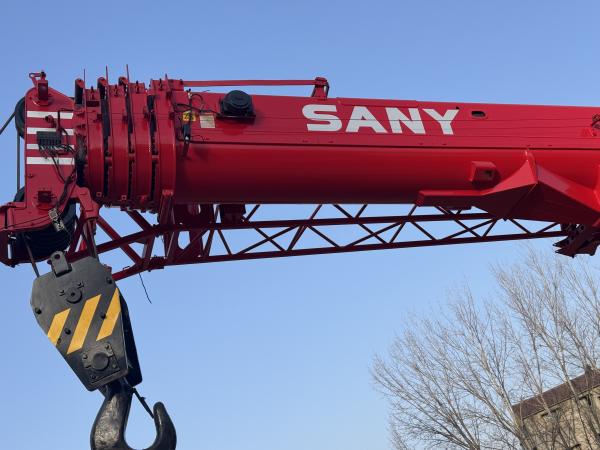 SANY STC800 Truck-Mounted Crane