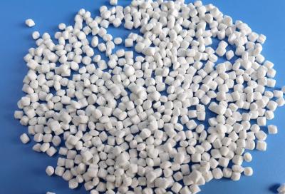 Enchimento satisfeito Masterbatch MFI 2-20g/10min da categoria 90% da injeção da resistência térmica e temperatura de ≥120℃