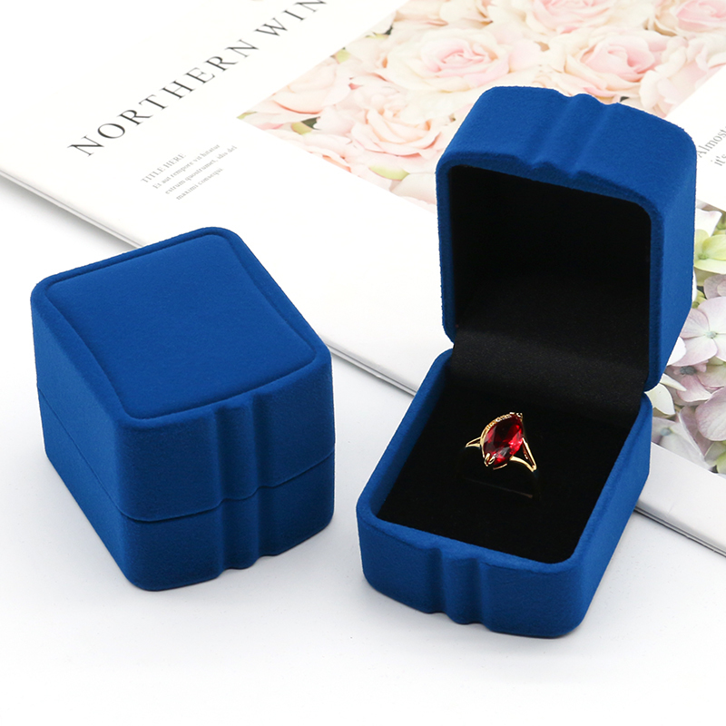 Luxury Velvet Jewellery Box For Earrings Rings Necklaces Custom Colour
