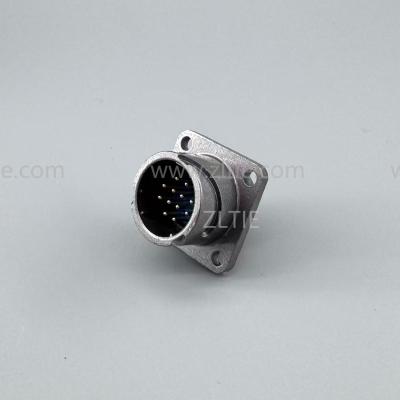 FQ18 Series 12-Pin Square Flange Male Socket