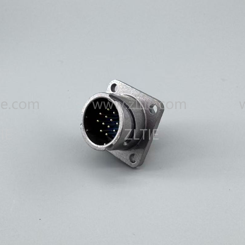 FQ18 Series 12-Pin Square Flange Male Socket FQ18-12ZJ