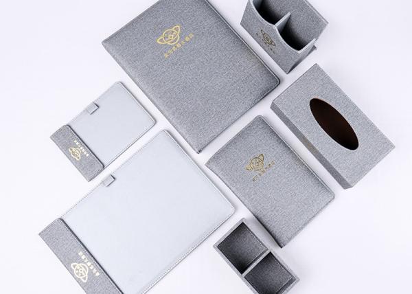 Hotel Desk  13*13*13.5cm PU Leather Tissue Box Embroidered Logo
