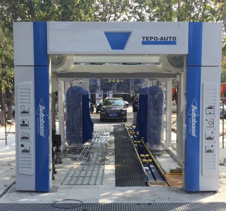 Auto Decoration Construction Center Flagship Store Opens Formally