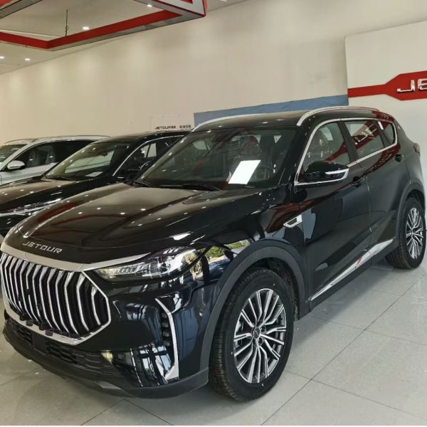 Самый продаваемый 5-местный средний внедорожник Chery Jetour X70 с кожаным интерьером и FWD