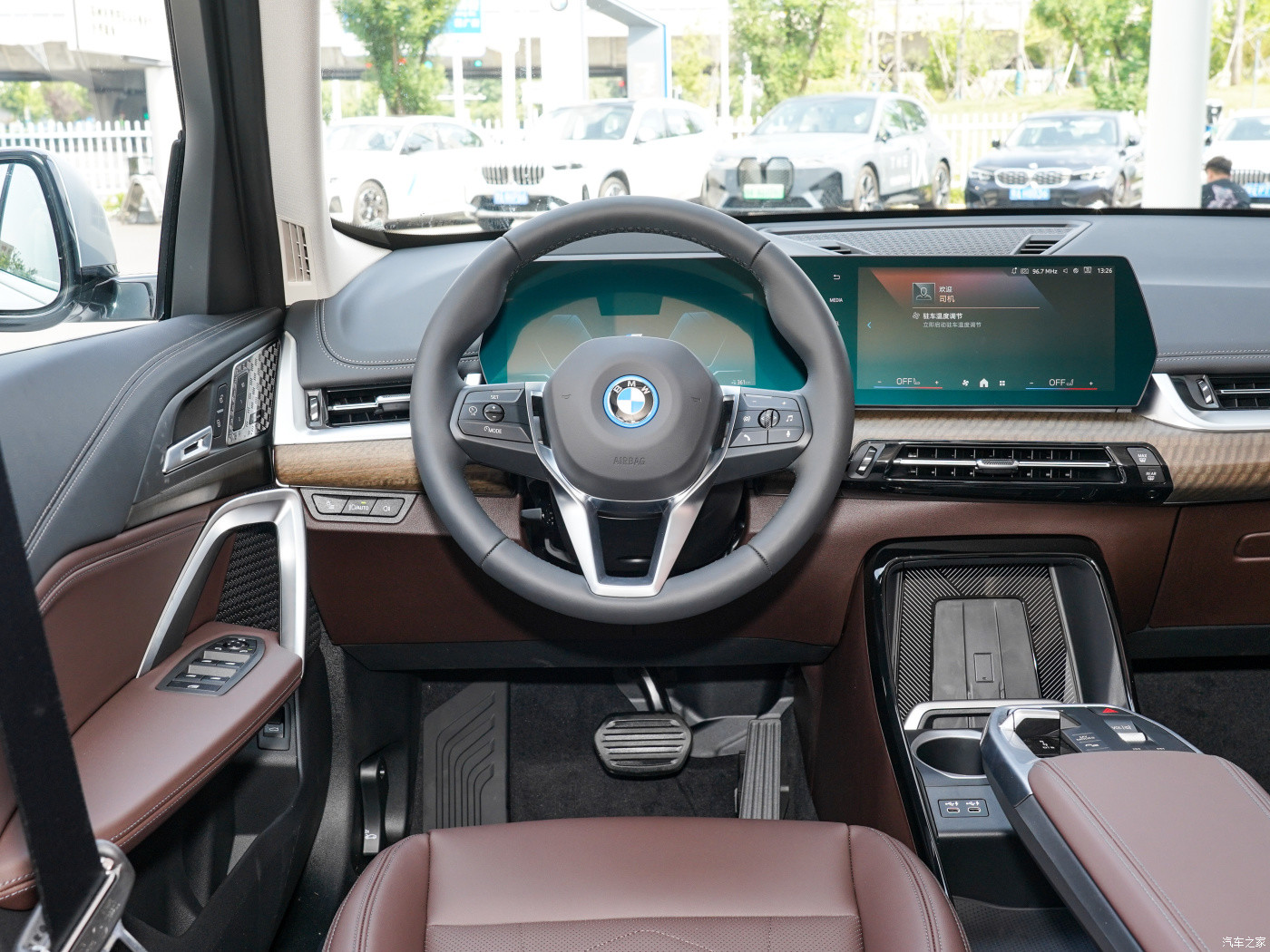 Электрический BMW IX1 Sport 2024 30L EV Автомобильный внедорожник Автомобильный высокоскоростной