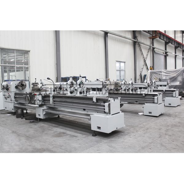 Heavy-Duty Workpiece Heavy Duty Machining 7355x1393x1537 mm Horizontal Lathe Machine