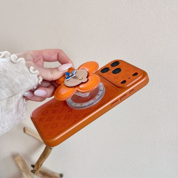 Instant Color-Changing Lambskin Embossed Case for 15-17pm