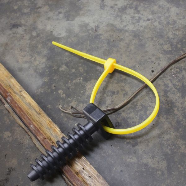 Durable Tie Wrap Mounts Environmental Resistance For Household