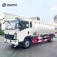 Sinotruck HOWO Light 1000l Sprinkler Truck 4X2 Water Truck Tank