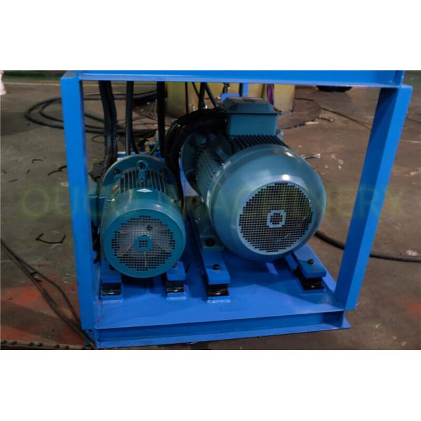 Remote Control Electric Hydraulic Crane 8T 15M Compact Design Small Footprint