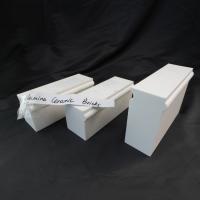 Épaisseur personnalisable Briques céramiques d'aluminium 9 sur échelle de Mohs Dureté 300°C Résistance aux chocs thermiques