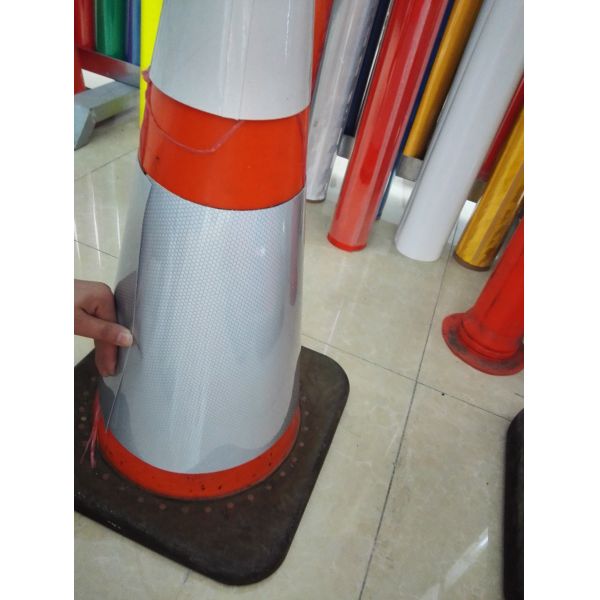 RA2 Glass beads self adhesive Reflective tape sticker for traffic barrier cone sleeve signs