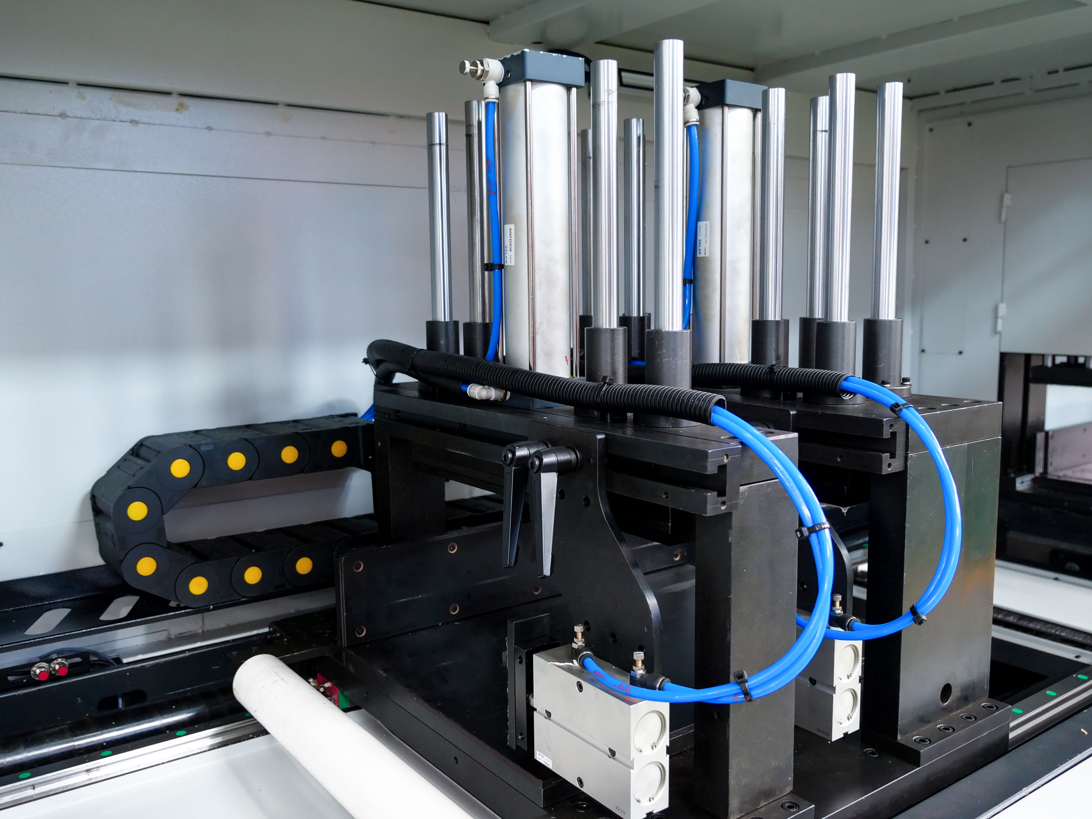Cnc 10HP увидел машину круглой пилы толщины автомата для резки 200mm промышленную