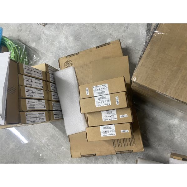 New PLC Mitsubishi FX3U-64MR ES-A Programmable Logic Controller OEM