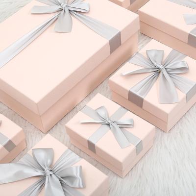 14cm 20cm Custom Made Cardboard Boxes Top And Bottom Cover Bow Gift Box