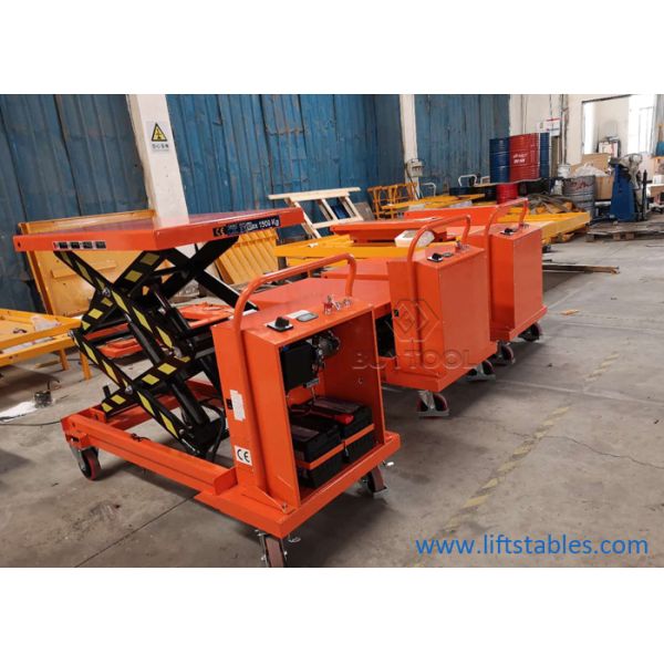 A parte superior da Longo-tabela da plataforma giratória Pé-operou a alimentação de DC móvel de tabelas de elevador 750kg 230mm semi elétrica