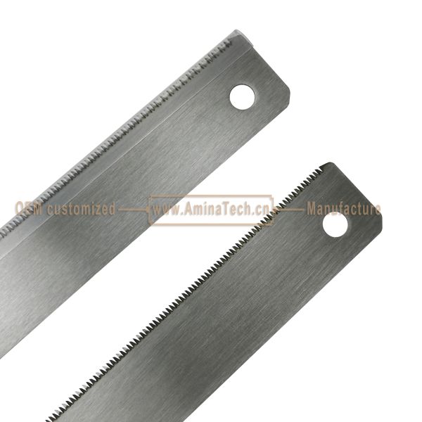 Wood Hand Saw ,Cutting Wood,Pruning the Garden
