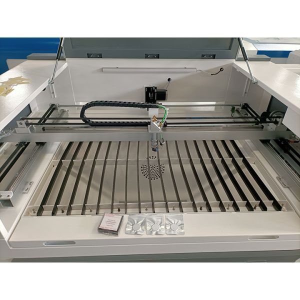 Taiwan Hiwin square rails 130/150/180w Co2 Laser Cutting Machine 1300x900mm For Acrylic Engraving