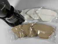 Le cône forment le sachet filtre naturel de café d'égouttement de pâte de bois de Vierge de papiers filtre du café V60