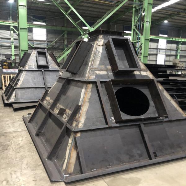 Collecteur de poussière Structure en acier au carbone Ash Hopper Structure en acier sur mesure Fabrication