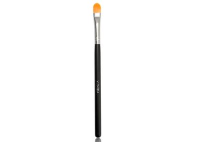 Escova oval pequena de alta qualidade da fundação da composição com o punho de madeira preto magro