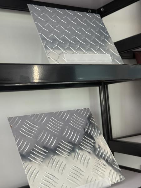 Aluminum Checker Sheet Round Plate Mill Finish Alloy 3000 5000 Series