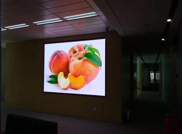 Full Color P3 Indoor LED Screen , Indoor Advertising LED Display Screen Wide Viewing Angle