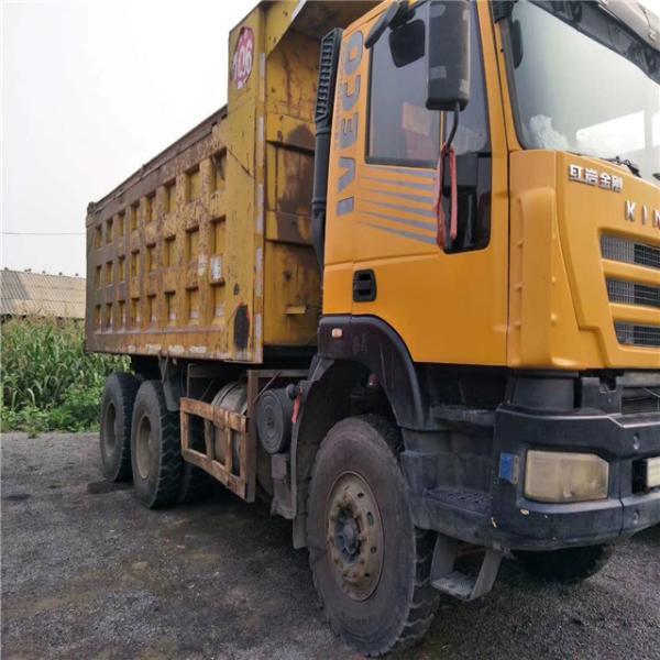 secondhand 2015 model SINOTRUK HOWO 6x4 Euro 4 Tipper Used Dump Truck for sale