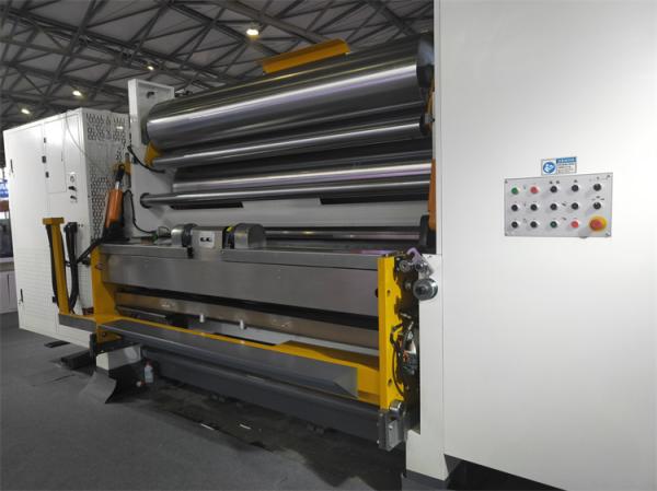 Máquina de fabricação de cartão ondulado de faceta única para distribuição direta da linha de embalagem
