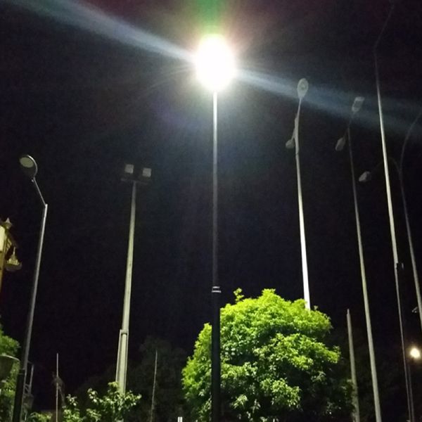 Park Street Алюминиевый светодиодный садовый фонарь с IP65 водонепроницаемым 85-265V Входное напряжение