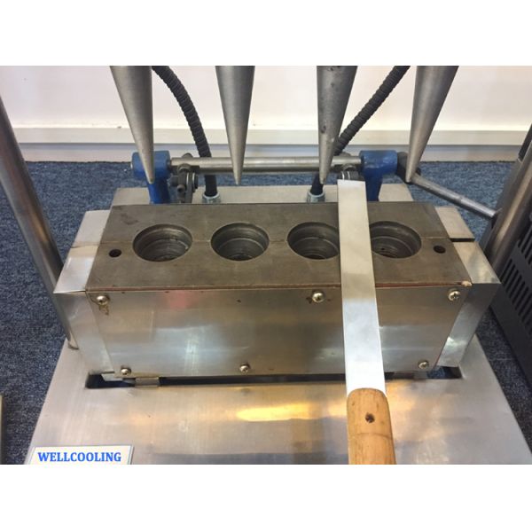 Manual Operated Ice Cream Waffle Pizza Cone Machine 4 Heads Ice Cream Taper Egg Roll Machine