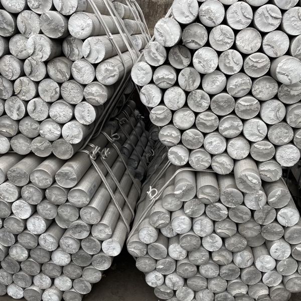 T651 6A02 20mm Aluminium Round Bar Slit Edge Cold Rolled 7075 Round Bar