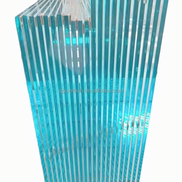 Couleur personnalisée Starphire verre trempé extra clair pour la décoration de cuisine salle de bain