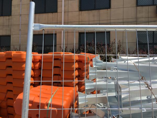 Portable Barriers Fencing / Portable Event Fencing Anti Climb Mesh Infill