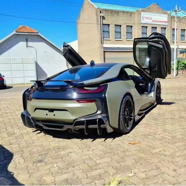 For BMW I8 Carbon Fiber Body Kit I8 Carbon Fiber Front Lip Diffuser Spoiler Side Skirt